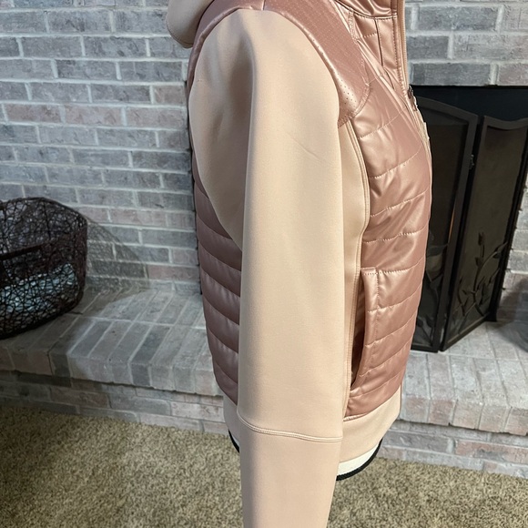 CALIA by Carrie Underwood Women's Blush Puffer Jacket - Picture 6 of 9